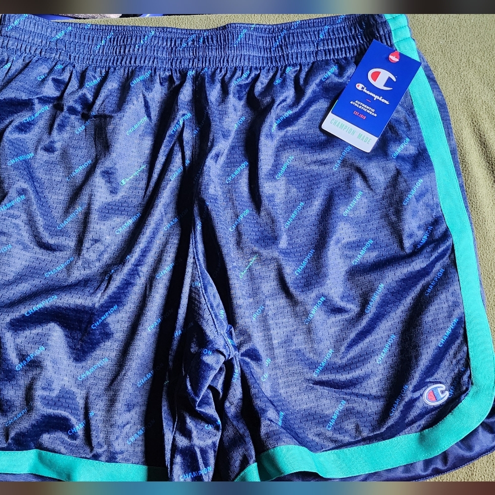 Champion short